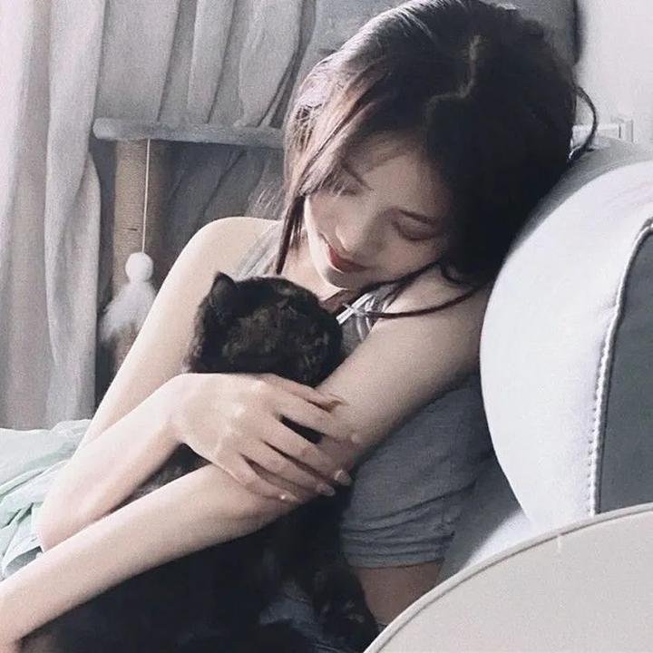 女仆们